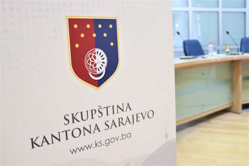 Pandurević: Zakon o komunalnoj policiji KS uvodi efikasniji nadzor i sankcionisanje