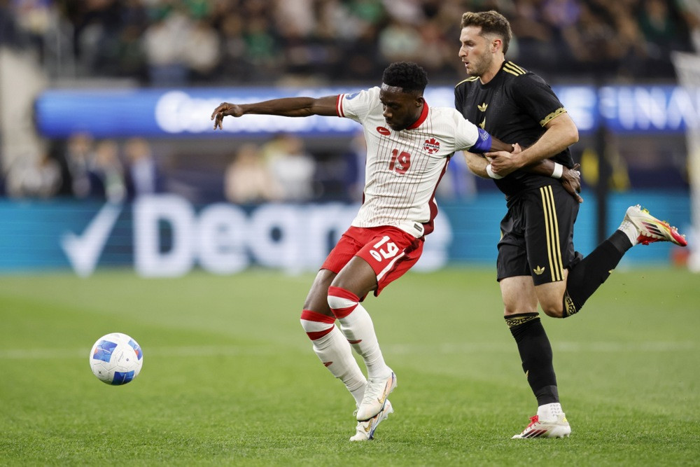 Kapiten Kanade Alphonso Davies spreman za utakmicu protiv Katara