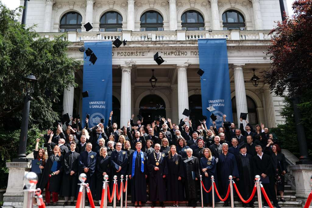 Univerzitet u Sarajevu promovirao 61 doktora nauka iz različitih oblasi