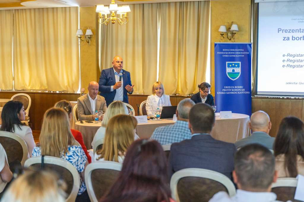 Ured za borbu protiv korupcije USK predstavio tri nova e-registra za veću transparentnost institucija