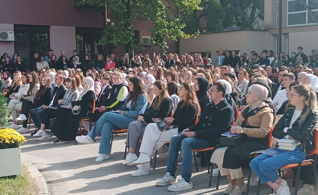 UNZE sutra raspisuje konkurs za prijem 867 brucoša za akademsku 2026/2027.