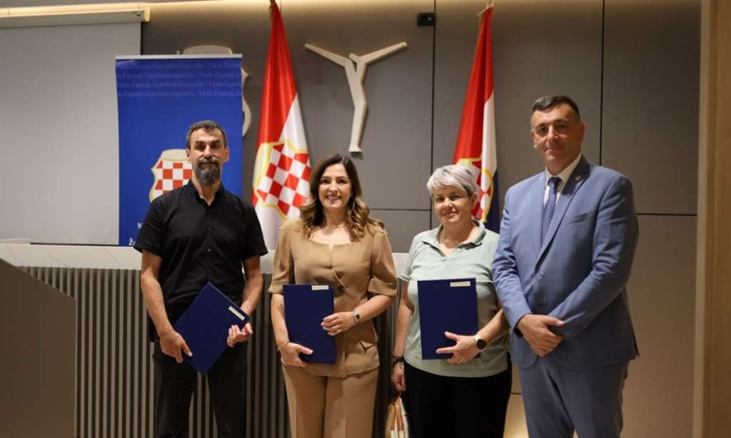 Prosvjetni djelatnici u ZHK dobijaju povišicu od 25 posto