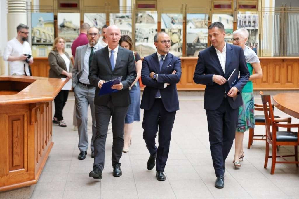 Soreca posjetio BH Poštu, prezentiran projekt sanacije zgrade Glavne pošte