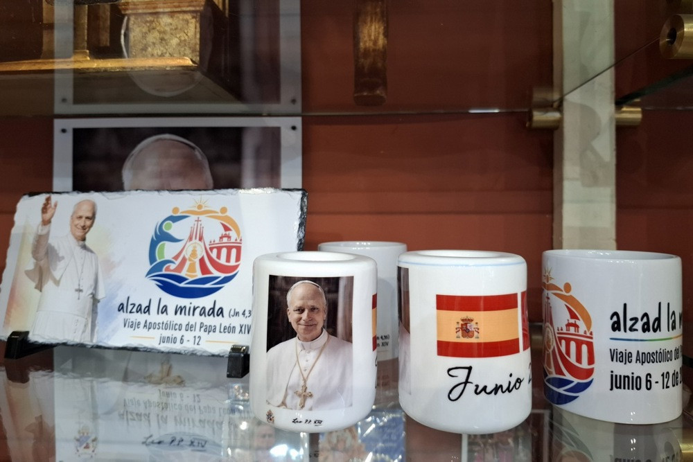 Posjeta pape Lava XIV Španiji u znaku migracija i političkih podjela