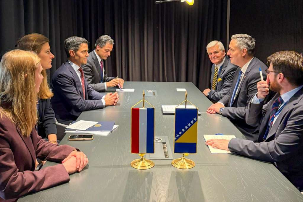Bećirović i premijer Nizozemske o bilateralnim odnosima i euroatlantskom putu BiH