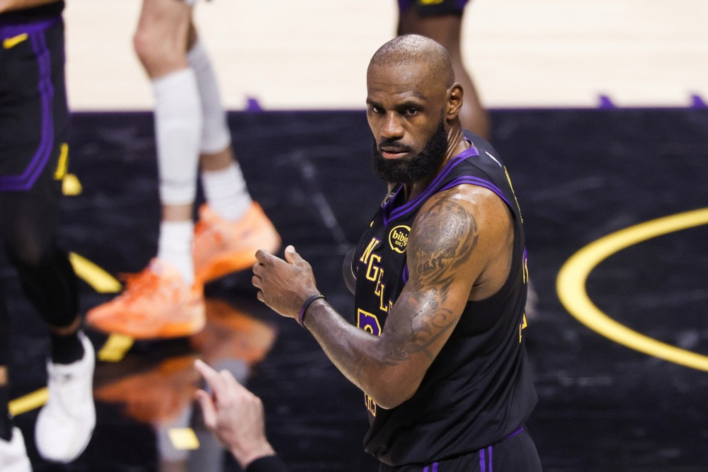 LeBron James još nije donio odluku o svojoj budućnosti