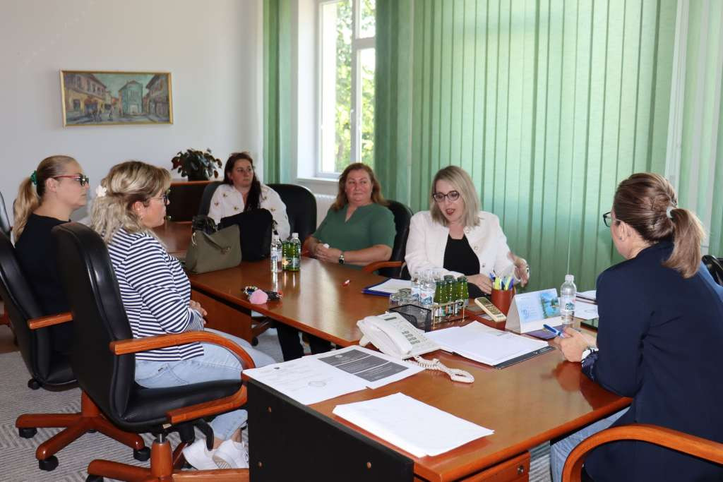 Predsjednica Skupštine TK i predstavnici roditelja o ostvarivanju prava teško oboljele djece