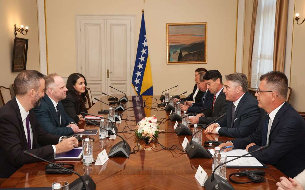 Komšić - Hamilton: Opredijeljenost NATO saveza jačanju partnerskog odnosa i saradnje sa BiH