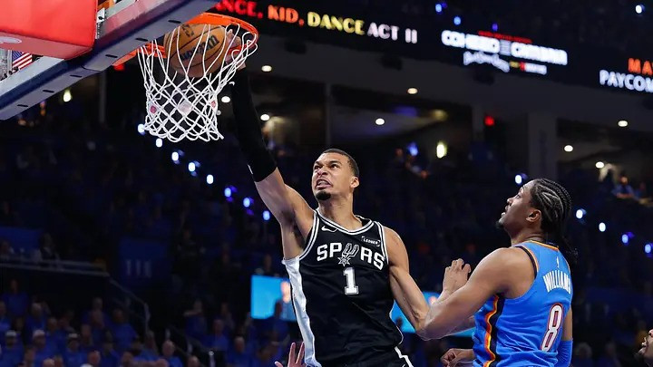 San Antonio poslije dva produžetka pobijedio Oklahomu i poveo u finalu Zapadne konferencije NBA lige