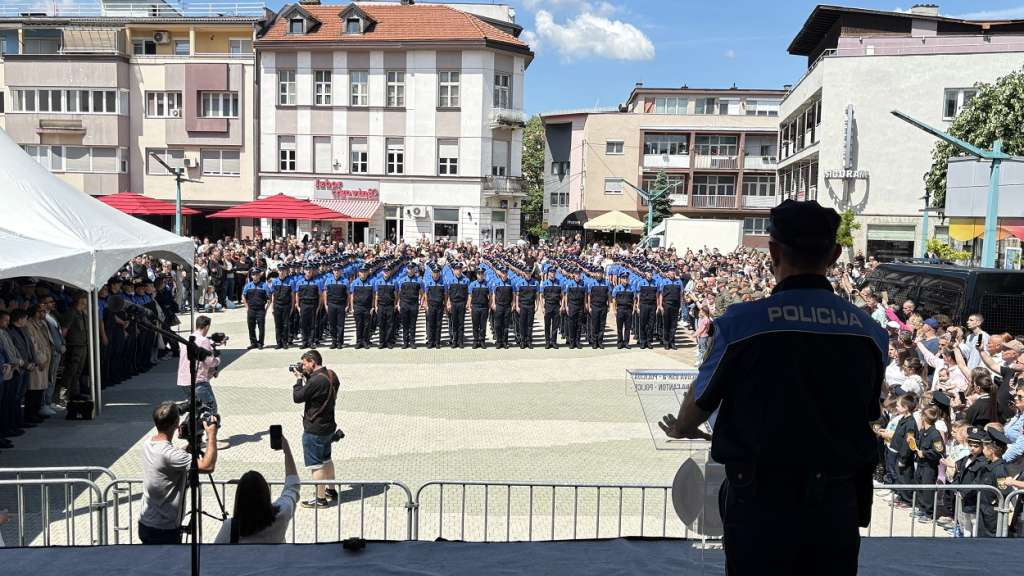 U Bihaću 168 novih policajaca Unsko-sanskog kantona položilo zakletvu