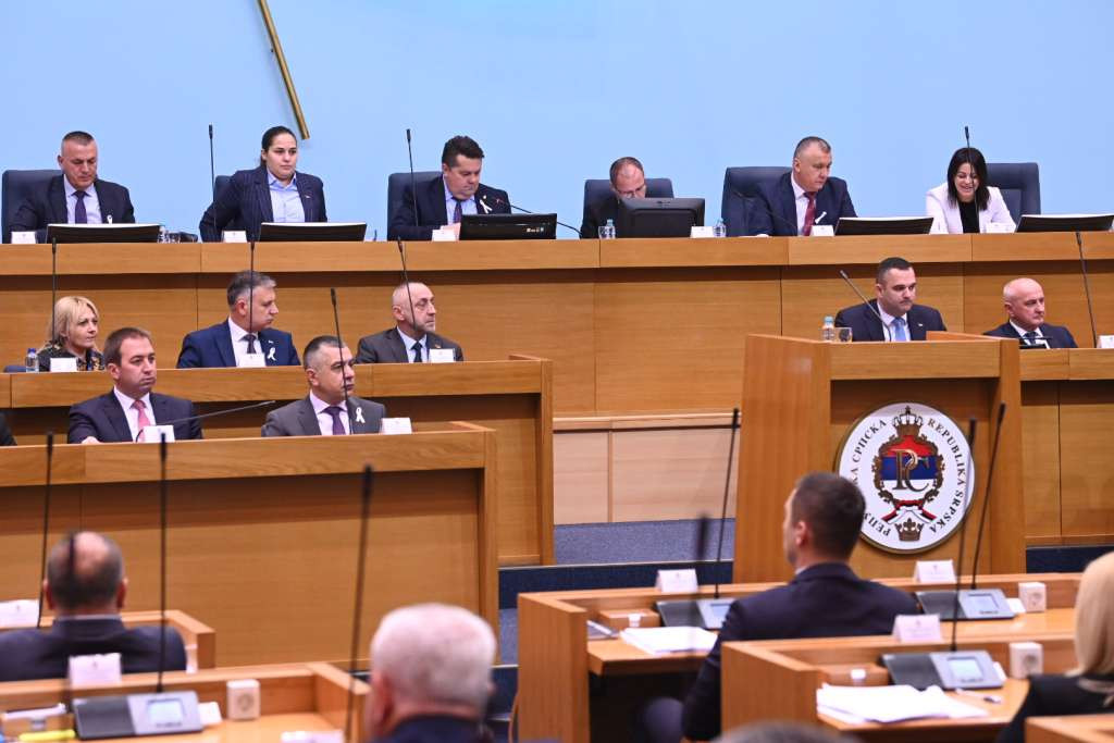 Poslanici u NSRS nastavili sjednicu raspravom o Stevandićevom prijedlogu da se zatvori OHR