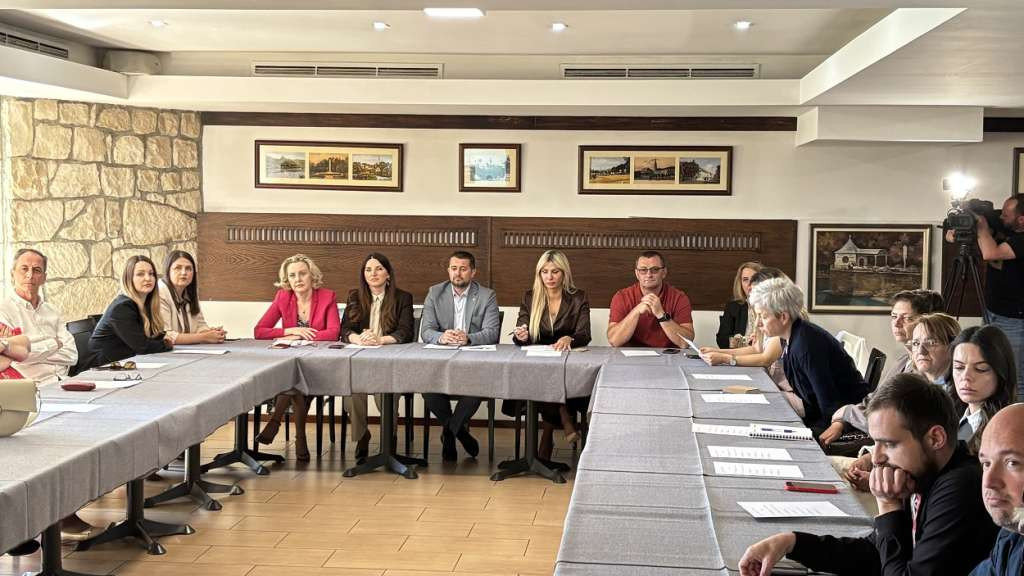 Konferencija u Bihaću otvorila pitanja odgovornosti i sigurnosti u digitalnom prostoru
