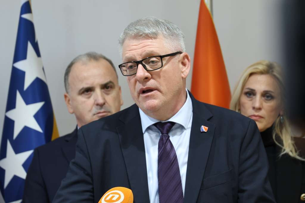 Begić: Sve što je u interesu građana mi ćemo da podržimo