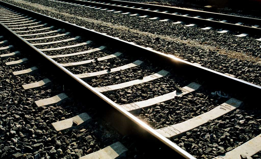 Apel Željeznica FBiH - Pažljivo preko pruge