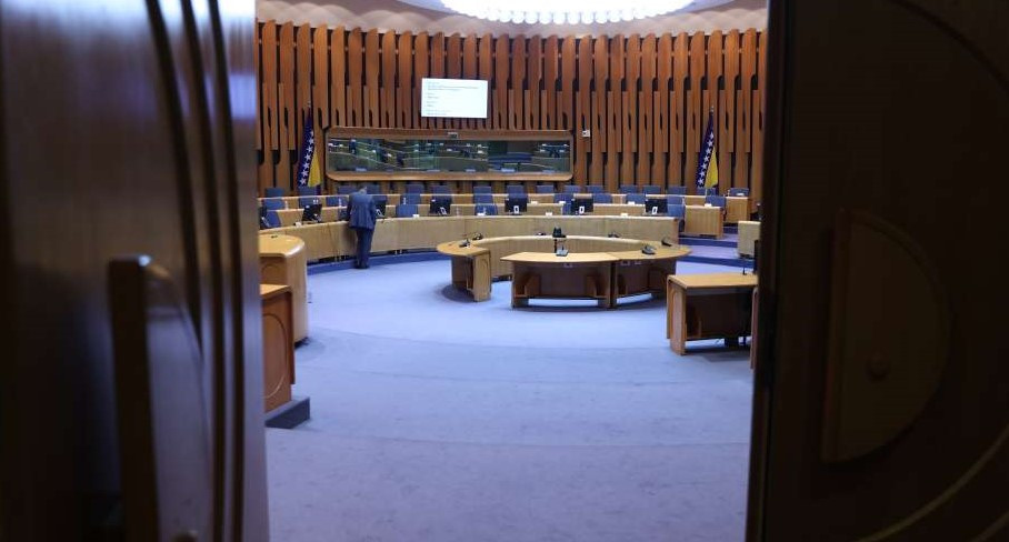 Važni zakoni pred delegatima: Dom naroda danas o VSTV-u, Sudu BiH i akcizama