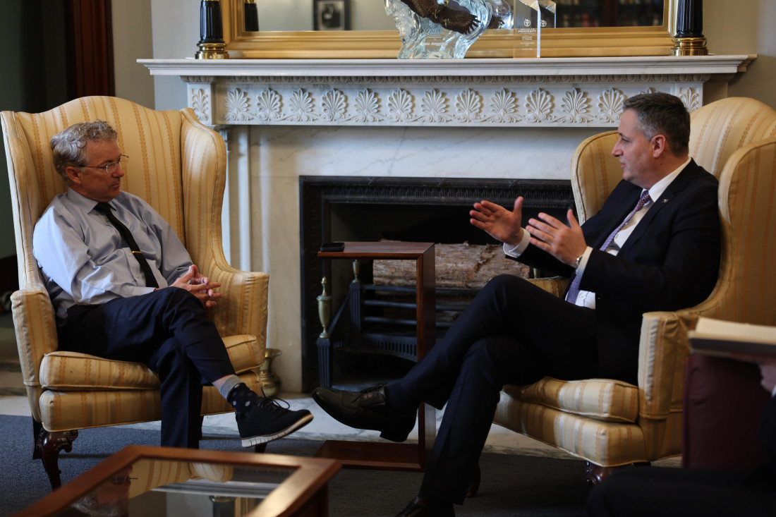 Bećirović s republikanskim senatorima Random Paulom i Marshom Blackburn