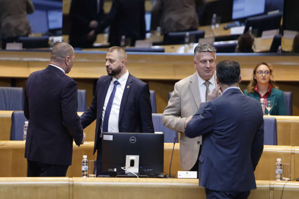 Delegati iz SNSD-a i HDZ BiH u Domu naroda PSBiH uskratili kvorum za rad, sjednica prekinuta