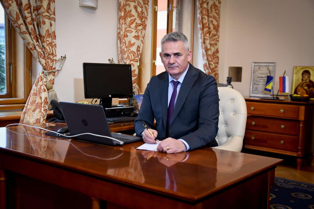 Milić: Vatrenom oružju nije mjesto na proslavama