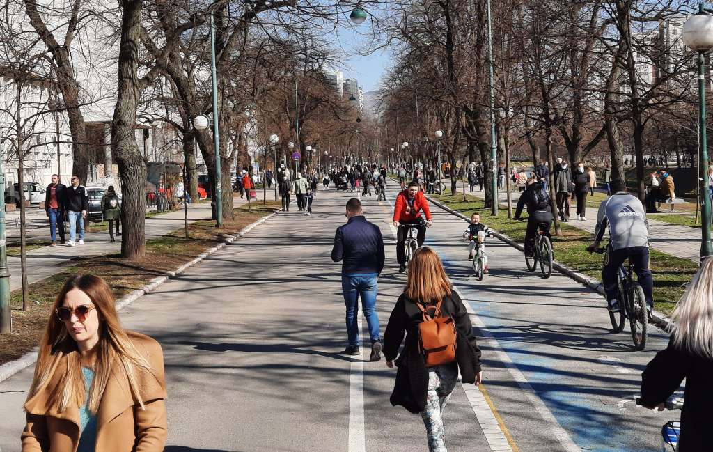 Sindikati osudili ponovne pokušaje da se trajanje bolovanja na teret poslodavca dodatno smanji