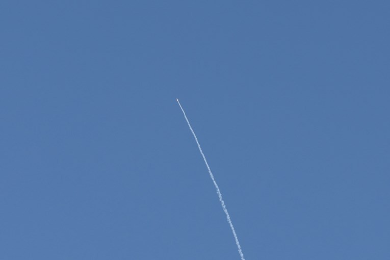 NATO presreo iranski balistički projektil prema Turskoj: Raketa oborena iznad Sirije, nema žrtava