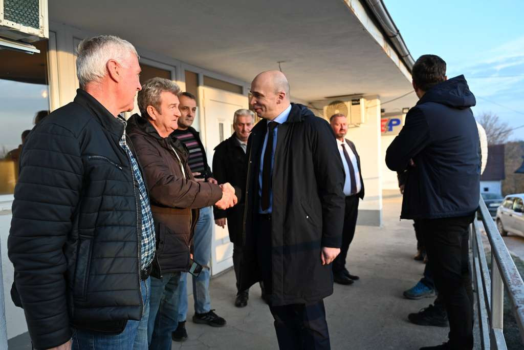 Pivić u Varešu: Zdravlje građana iznad svih interesa