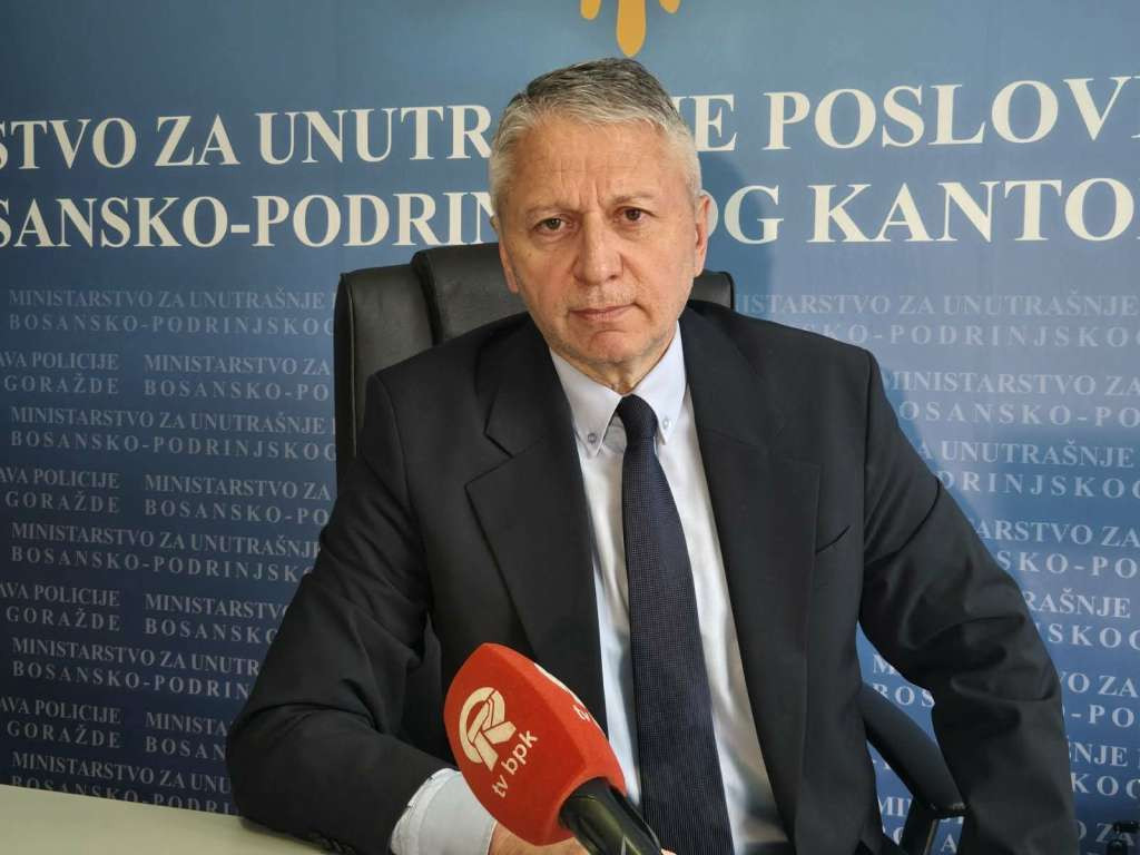 Policijski službenici MUP-a BPK u Prači zaplijenili kilogram opojne droge speed