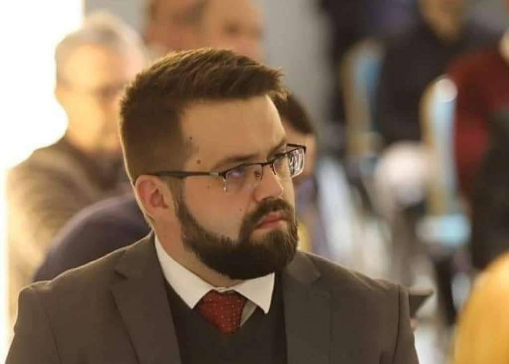 Nakon smjene zbog objave o ratnom zločincu Ratku Mladiću, Đozić najavljuje žalbu