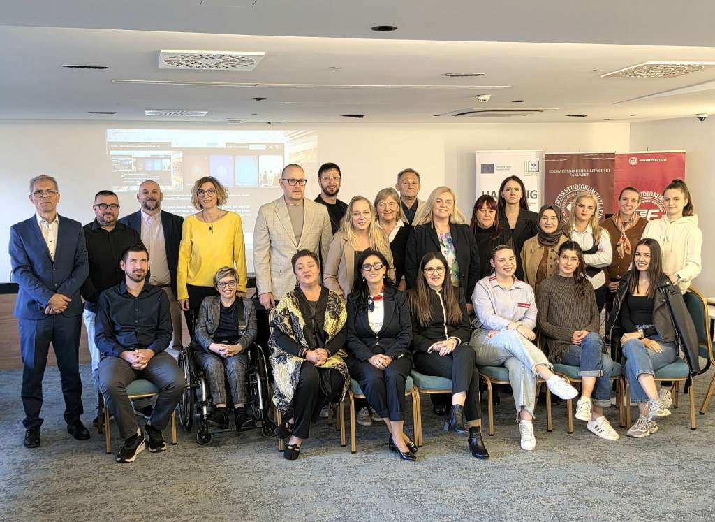 U Tuzli počela konferencija HAWKING posvećena inkluziji osoba s invaliditetom