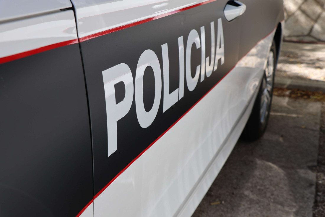 U pucnjavi na Ilidži ranjen muškarac, policija traga za napadačem