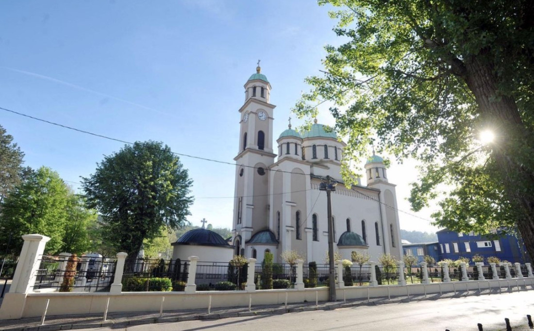 Sa Sabornog hrama u Tuzli ukradena tri metra bakarnog oluka