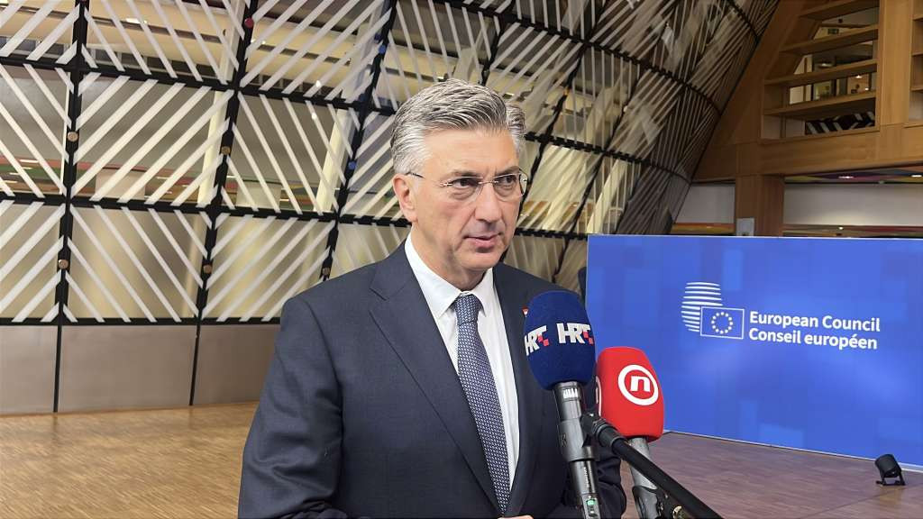 Plenković demantira da je bio pod pritiskom zbog Crne Gore