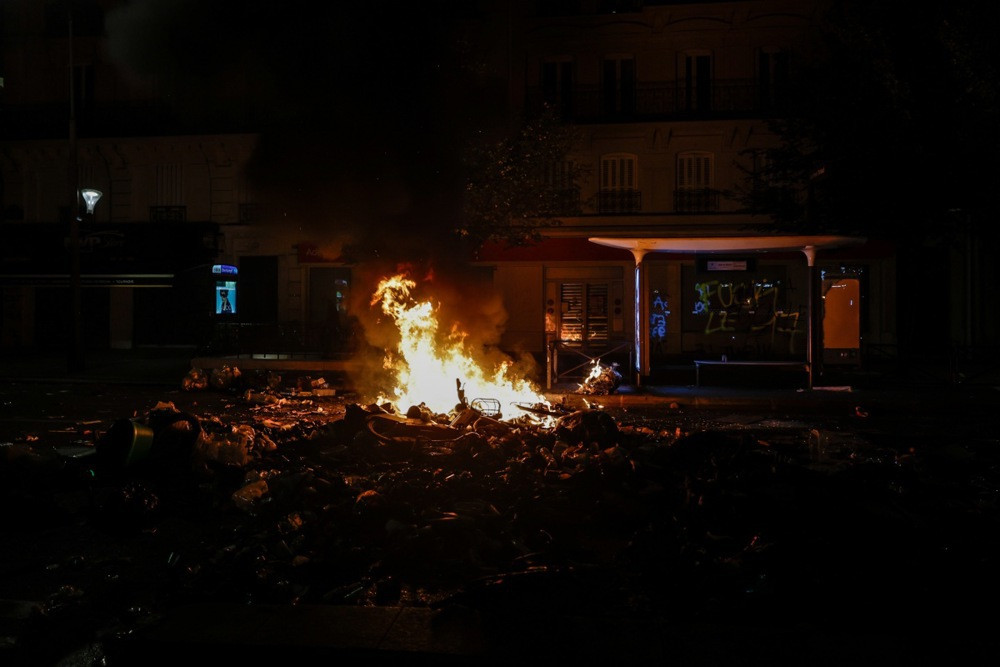 Opljačkane i oštećene prodavnice Marseillea i Lillea tokom protesta u Francuskoj