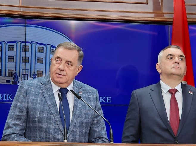 Dodik: Neće biti poskupljenja struje u RS
