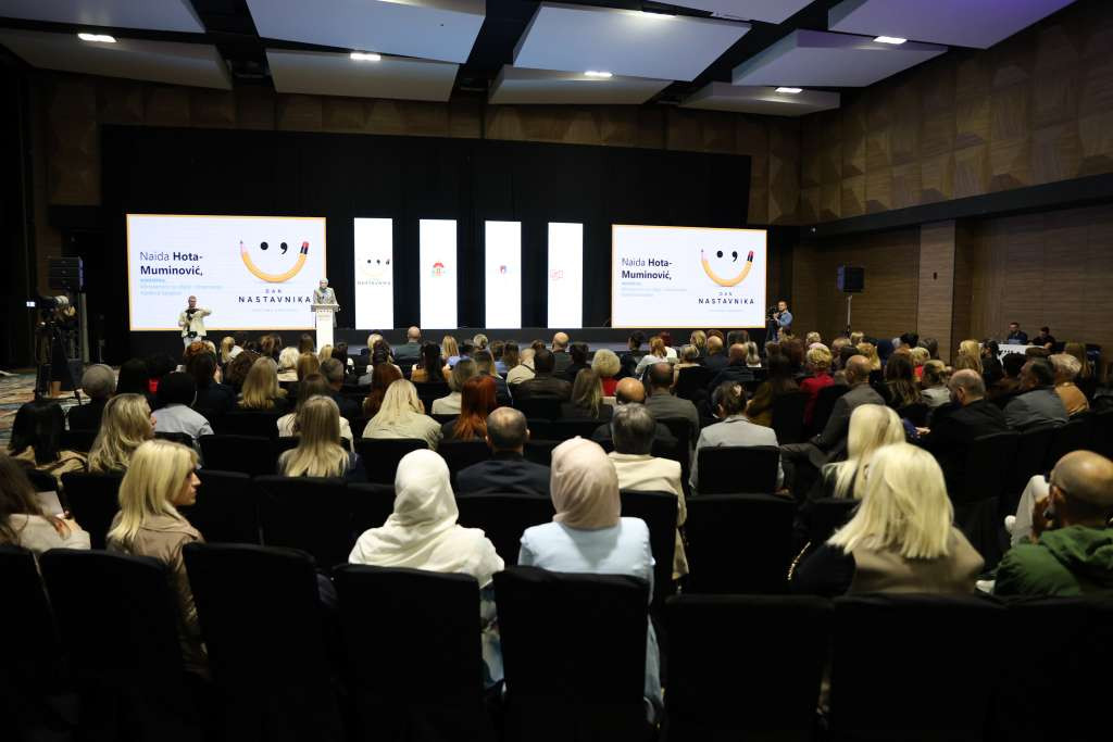 Dan nastavnika KS obilježen konferencijom o AI tehnologiji koja oblikuje učionicu