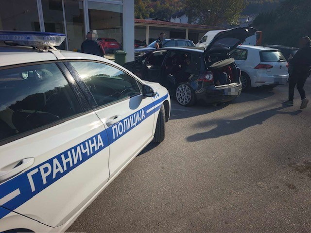 Bh. državljanka krijumčarila sedam stranih državljana