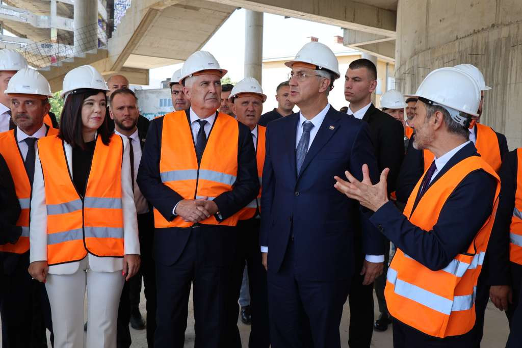 HNK Mostar kao simbol kulture, identiteta i institucionalne opstojnosti Hrvata u BiH