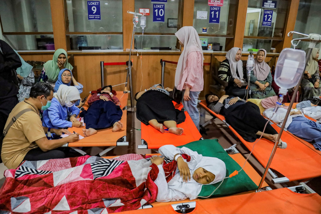 Gotovo 800 Indonežana oboljelo od trovanja hranom povezanim s vladinim programom besplatnih obroka