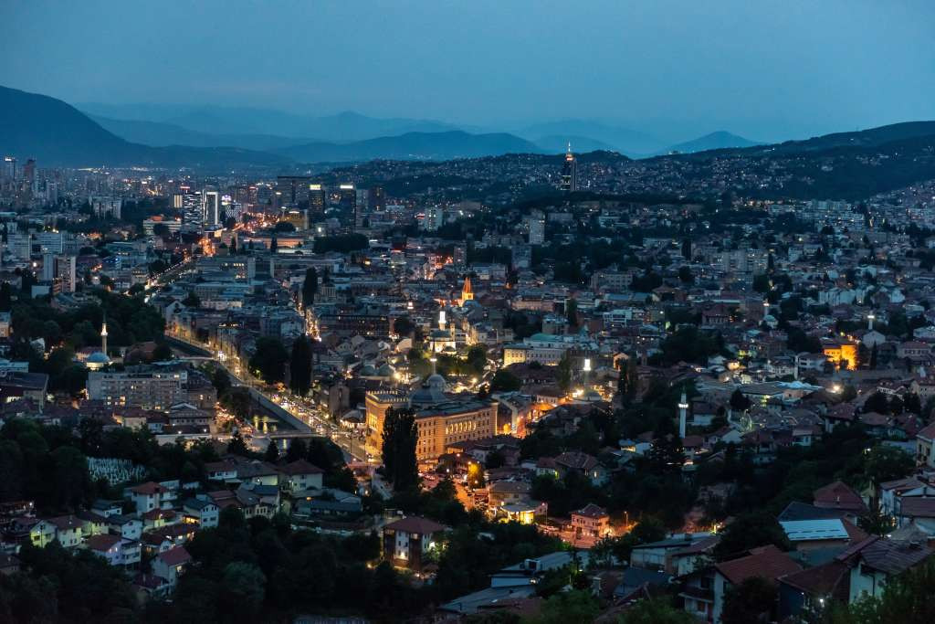 U Velikoj avliji Laure Papo Bohorete večeras scenski performans 'Sarajevo s ljubavlju'