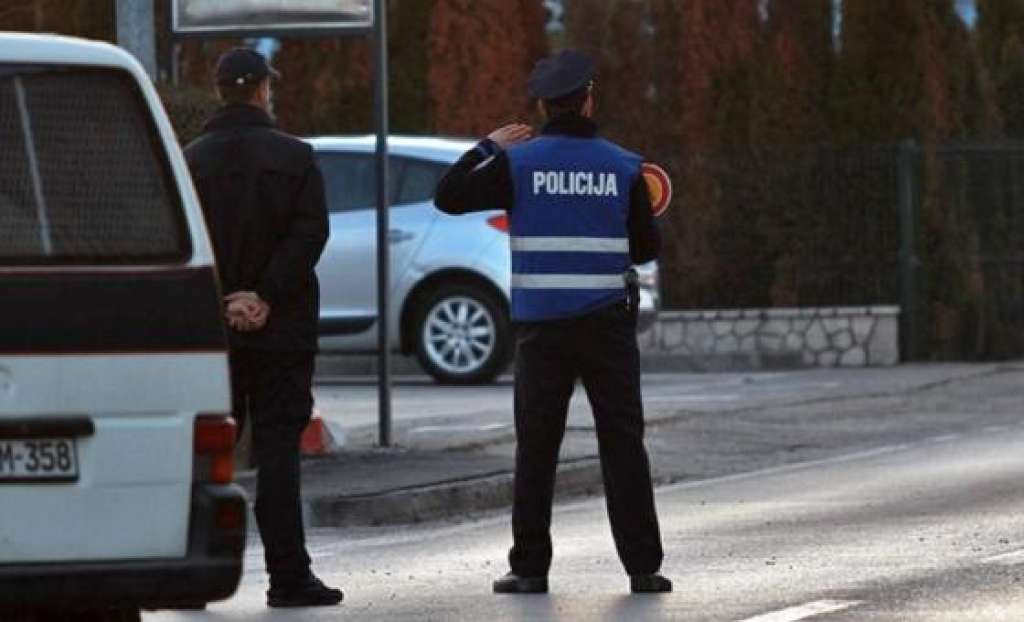 Počela nastava u ZHK, MUP provodi pojačane policijske kontrole u blizini škola