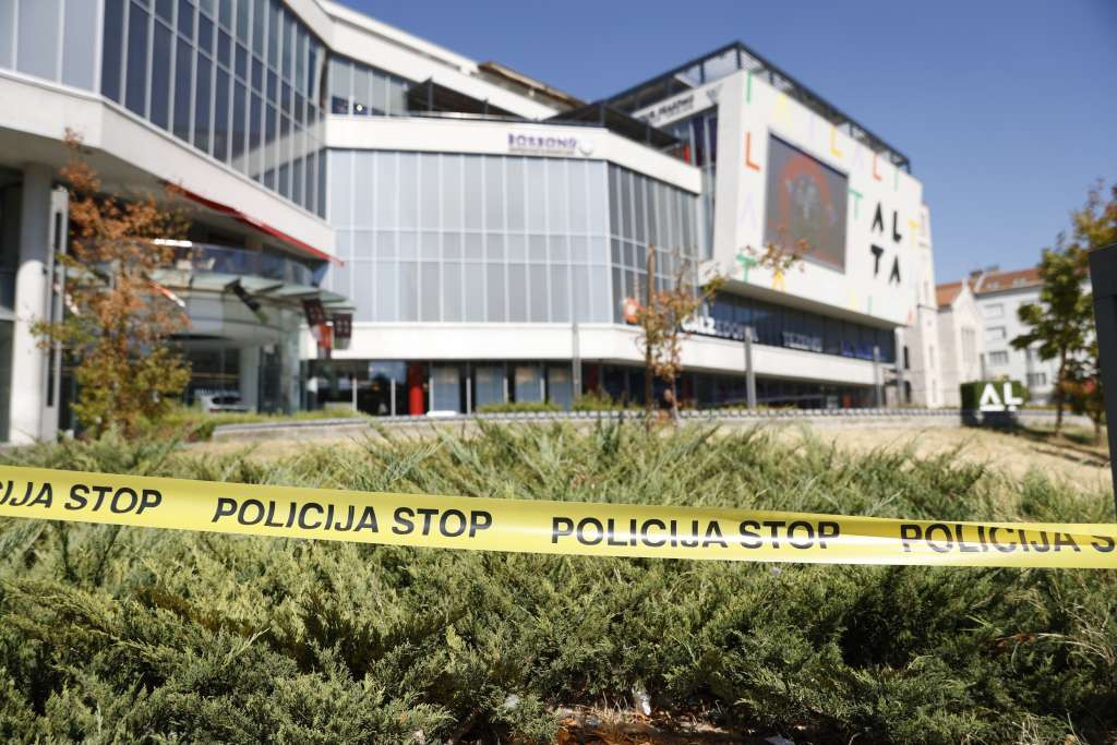 MUPKS: Smrt muškarca ispred tržnog centra u Sarajevu nema elemenata krivičnog djela