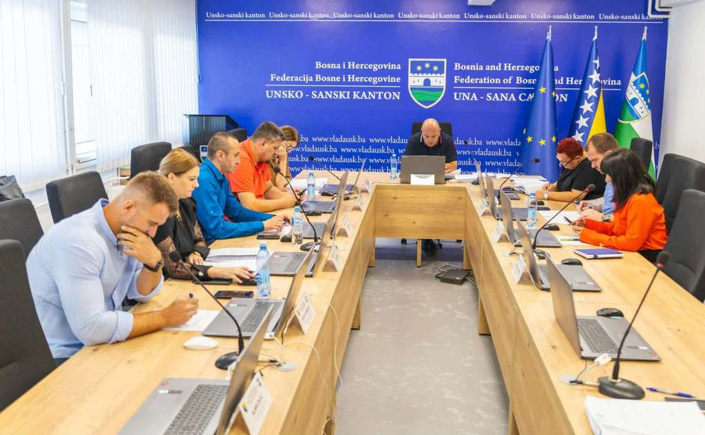Vlada USK usvojila novi zakonski okvir za nabavljanje, držanje i nošenje oružja