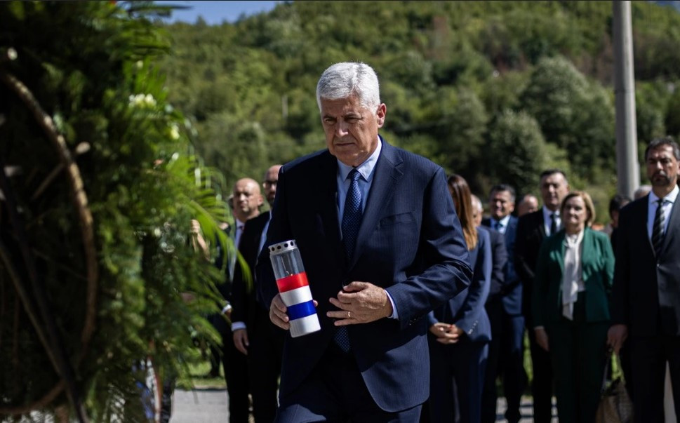 Čović iz Grabovice: BiH ne može naprijed dok se ne suoči s prošlošću i ne otkrije sudbina svih žrtava