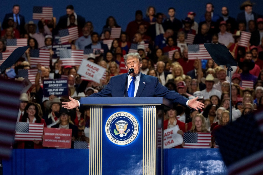 Trump nudi 5.000 dolara svakom Amerikancu ako republikanci pobijede na međuizborima