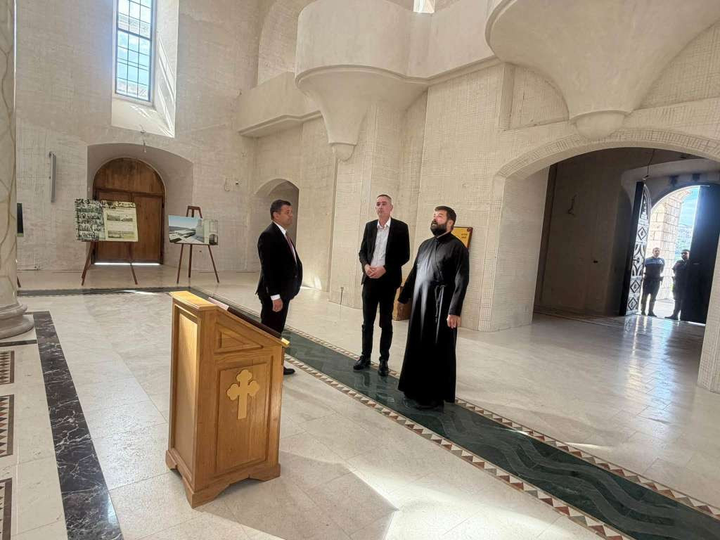 Hurtić u Sabornom hramu u Mostaru: Obnova hrama je pitanje dostojanstva i povratka