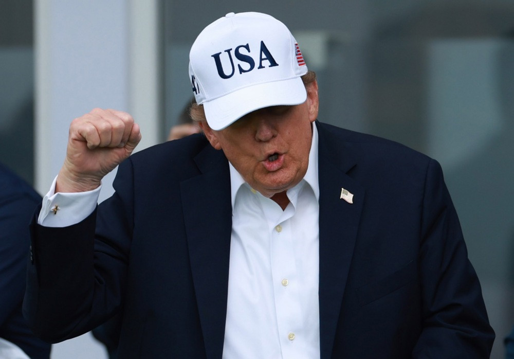 Trump odbacuje upozorenja o opasnosti umjetne inteligencije: "To je prevara"