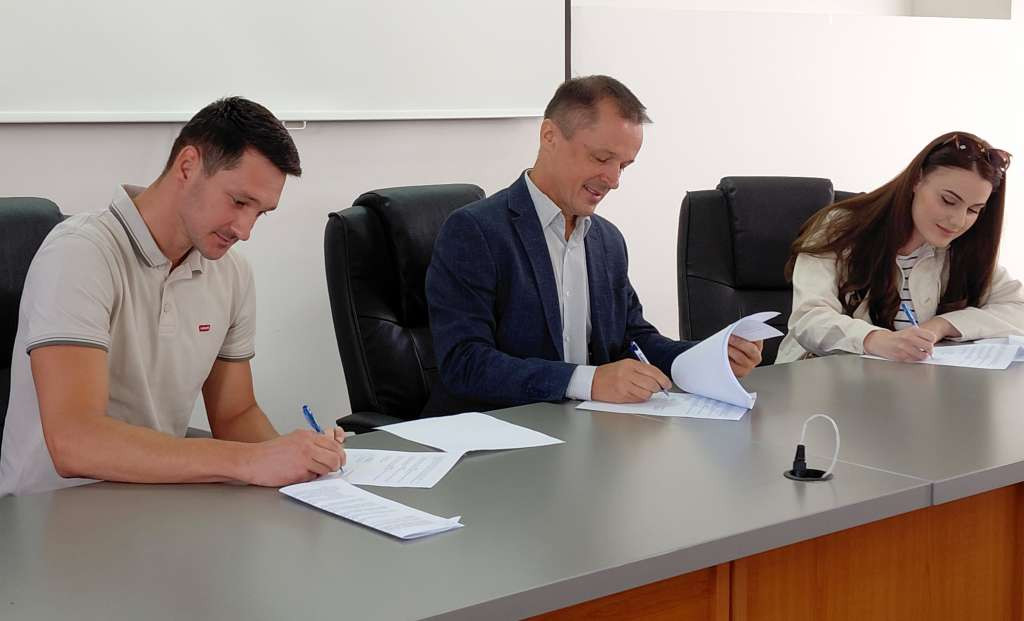 U Livnu potpisani ugovori s mladim obiteljima za subvencioniranje prve nekretnine