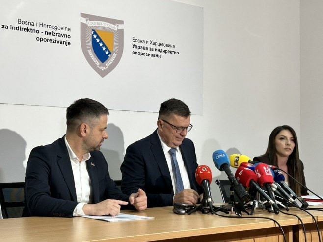 Tegeltija: Pravobranilaštvo pokrenulo upravni spor u vezi s kupovinom zgrade UIO