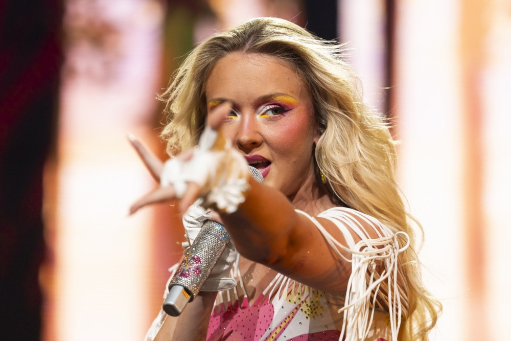 Zara Larsson osudila Bijelu kuću zbog korištenja njene pjesme u snimku o deportacijama