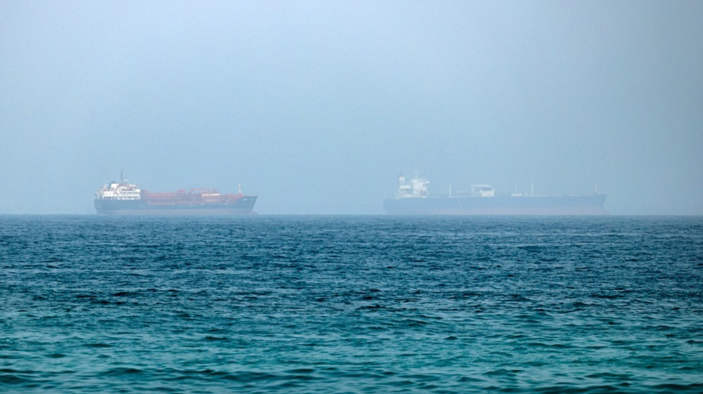 Tanker pogođen "nepoznatim projektilom" u Hormuškom moreuzu