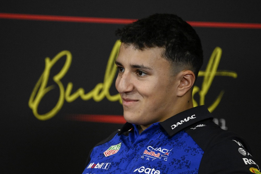 Isack Hadjar produžio ugovor sa Red Bullom do kraja sezone 2027.